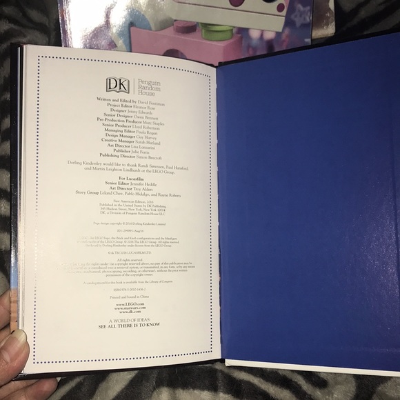 Bundle of 3 LEGO books 📚 scholastic/ Disney - Picture 5 of 5